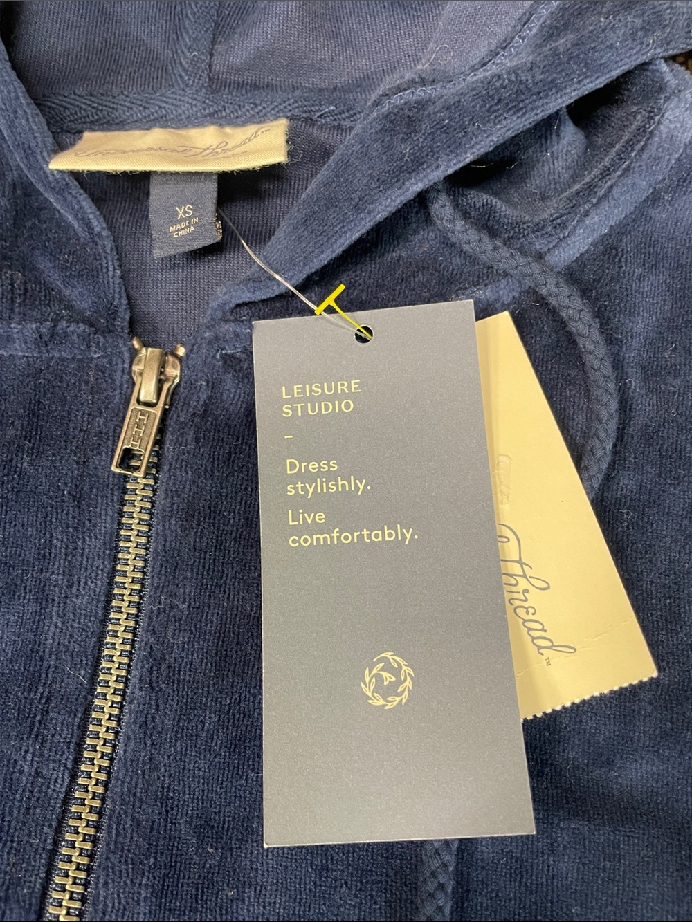 Universal Thread Leisure Studio Navy Velour Zip Hoodie Relaxed Fit XS | NEW - Picture 3 of 4